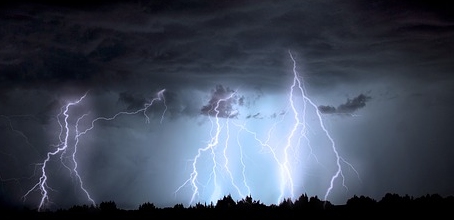 lightning-1158027-pixabay.jpg